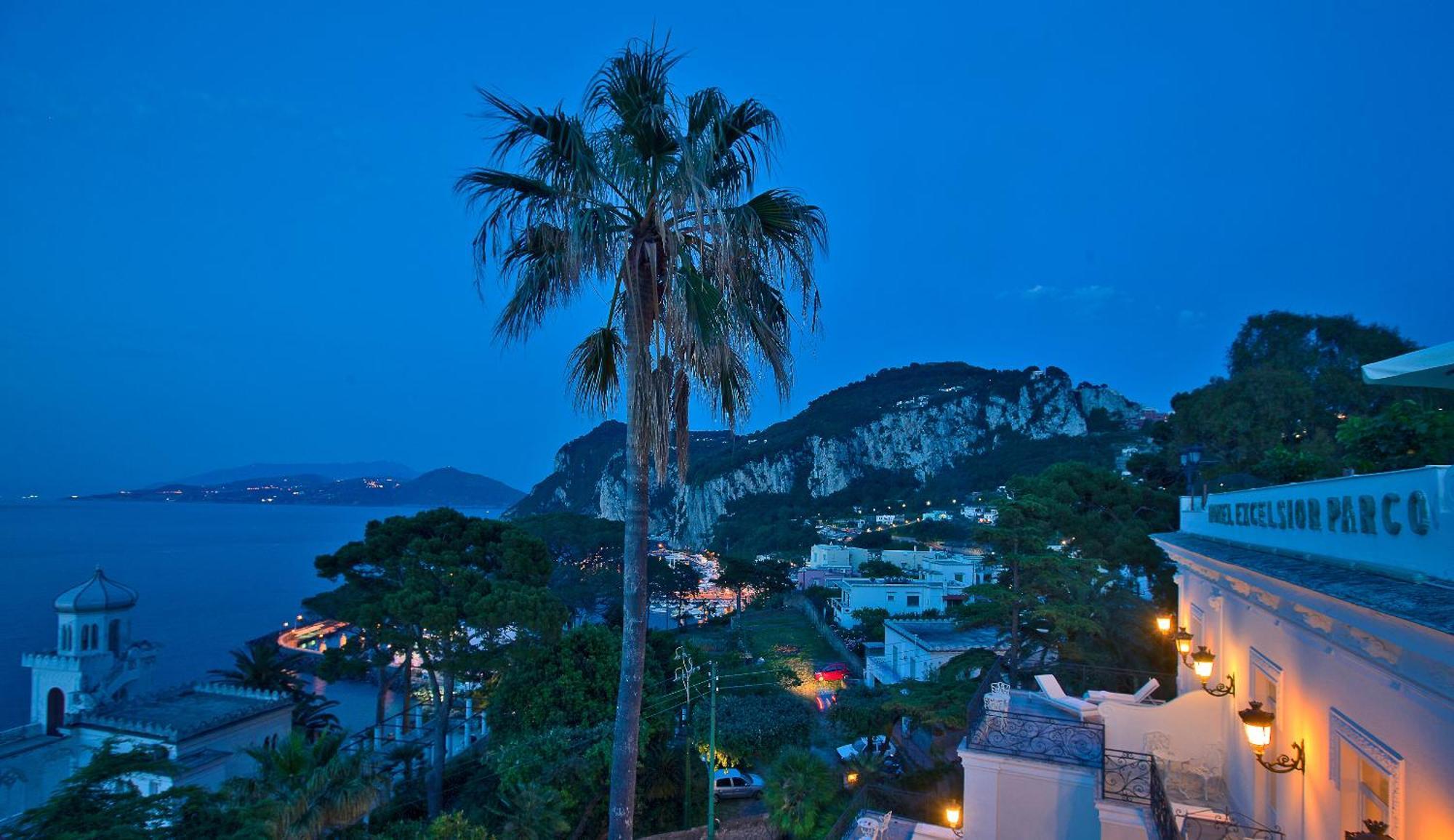 Luxury Villa Excelsior Parco Capri Bagian luar foto